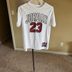 Jordan Kids White and Gray Graphic Tee